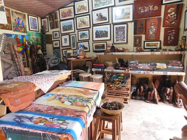 Traditional Crafts and Art Uganda