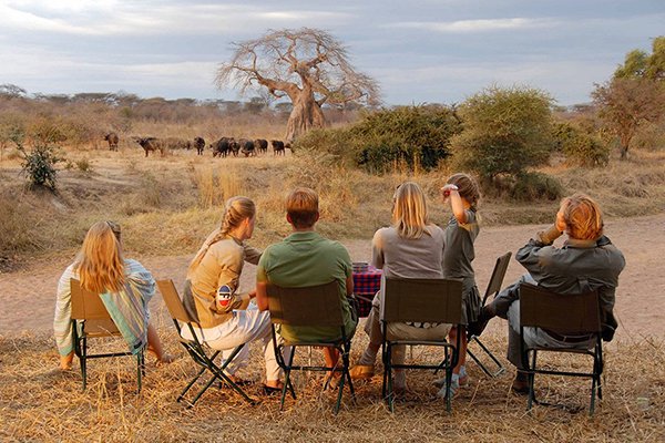 Unforgettable 7 Days Uganda Family Safari Adventure