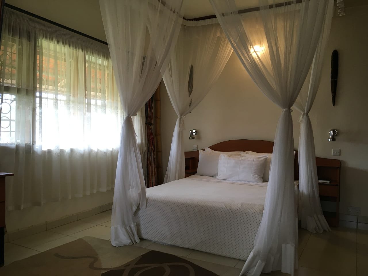 Airport View Hotel accommodation for Entebbe and Lake Victoria Safari